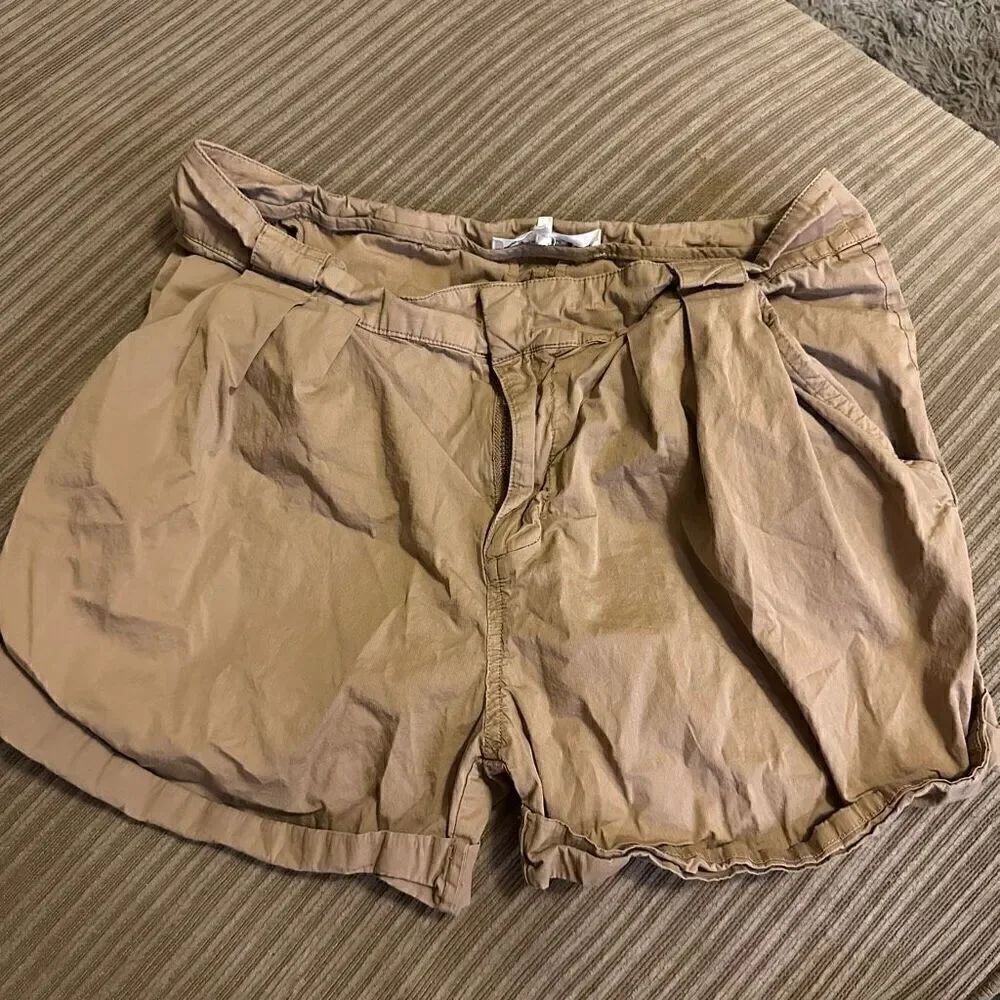 Frame tan tie up rolled short size 2